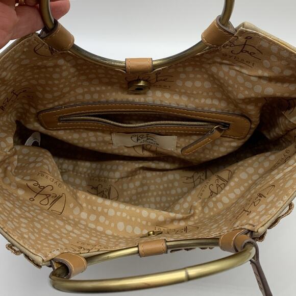 Elle & Jae Gypset Floral Detail Crossbody Purse Bag Brass Ring Handle Tan Beige - Picture 9 of 16